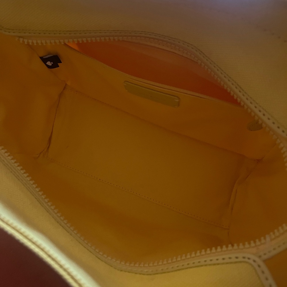 ✨KATE SPADE ♠️ Small Striped Tote Bag✨ - Picture 3 of 8
